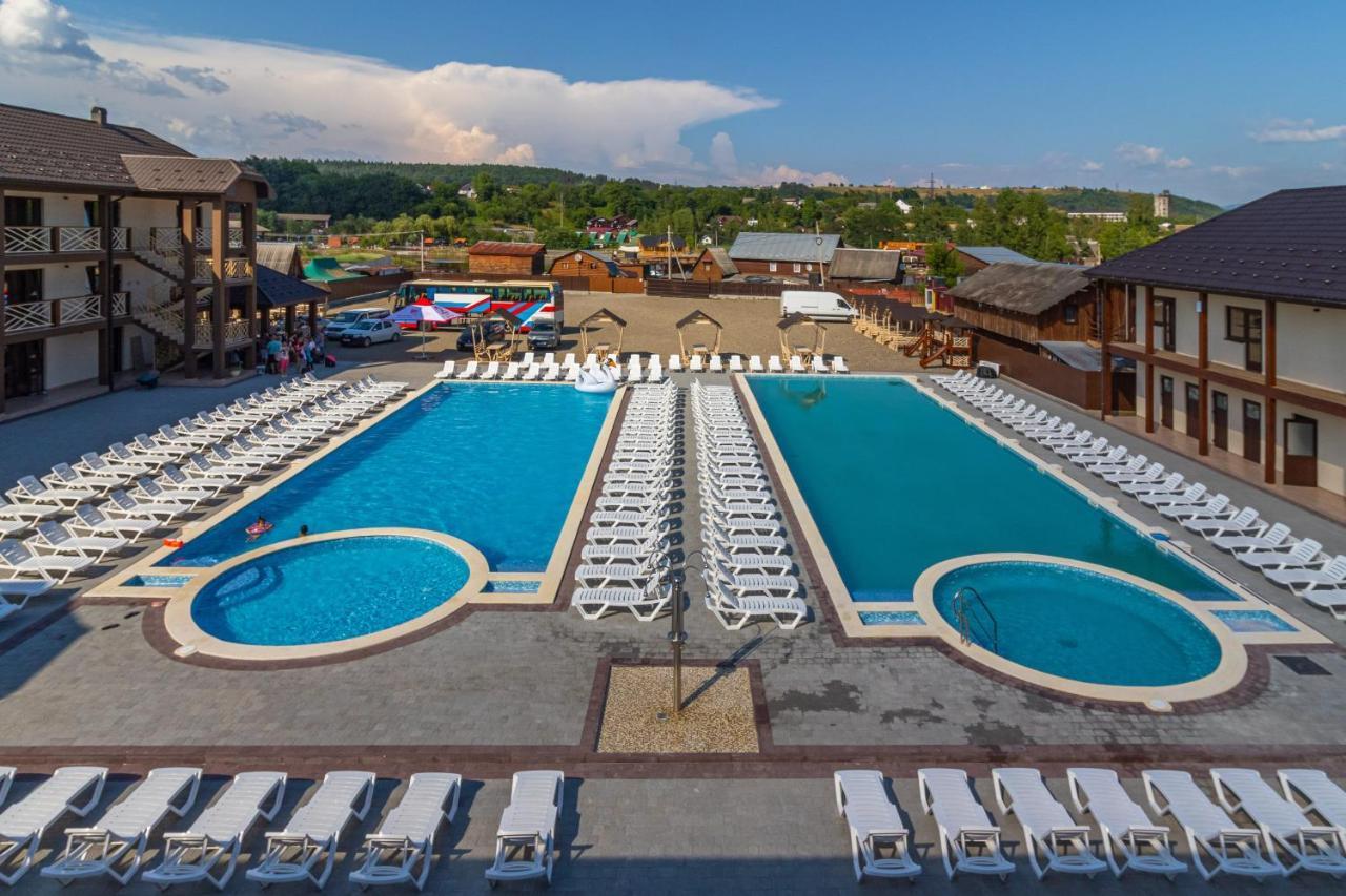 Nikoletta Hotel Slatina Exterior foto