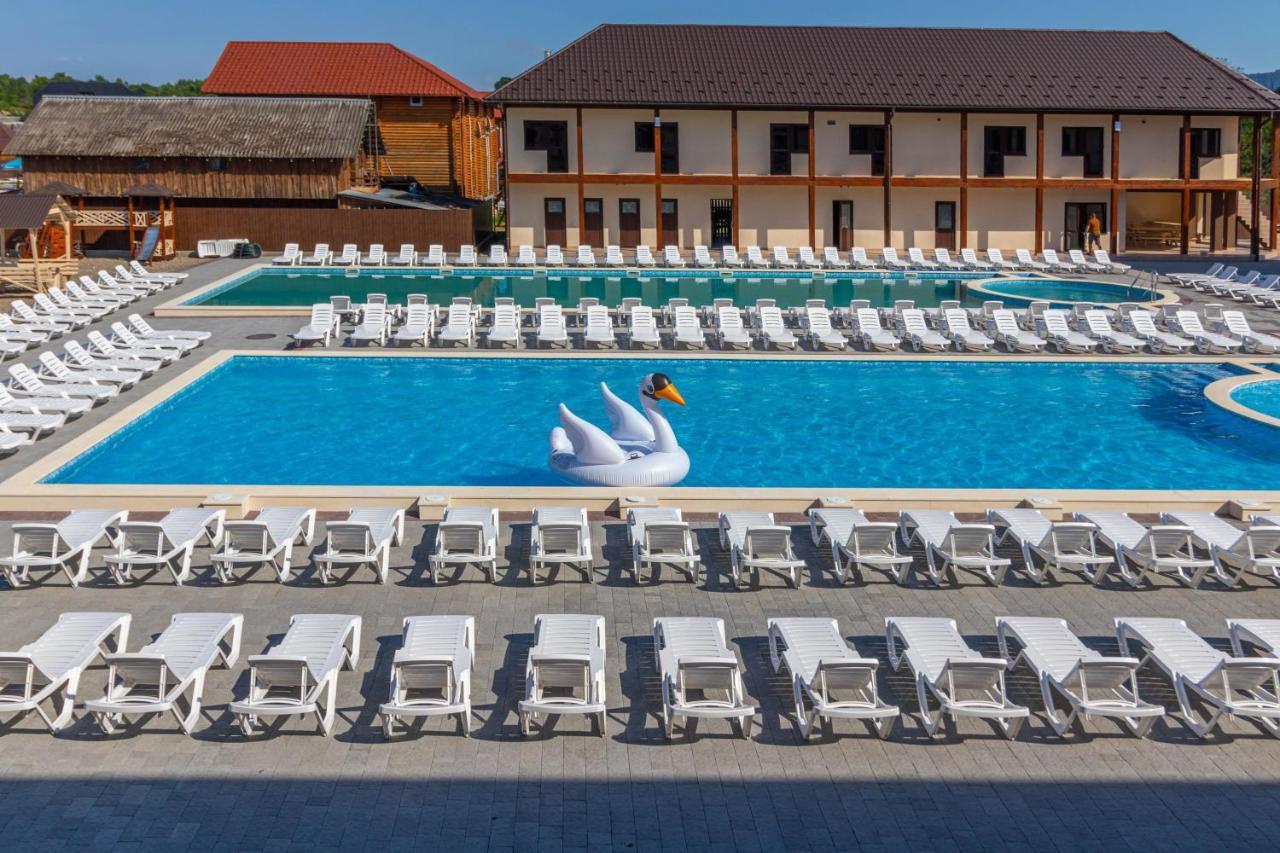 Nikoletta Hotel Slatina Exterior foto